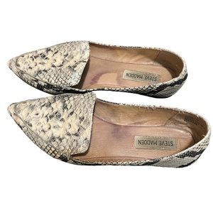 Steve Madden Leather Snakeskin Feather Flats